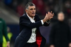 Απίθανα λόγια του Μεντιλίμπαρ στους παίκτες – Η «αξία», η αποθέωση της Λεβερκούζεν, η 24άδα, ο νέος «τελικός» και οι αλλαγές!