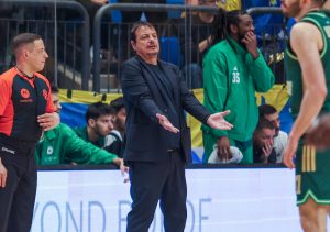 Έξαλλος ο Αταμάν με τις αποδοκιμασίες: «Μου έλεγαν να μην έρθω στο Ισραήλ – Ήμασταν άτυχοι στο τέλος»