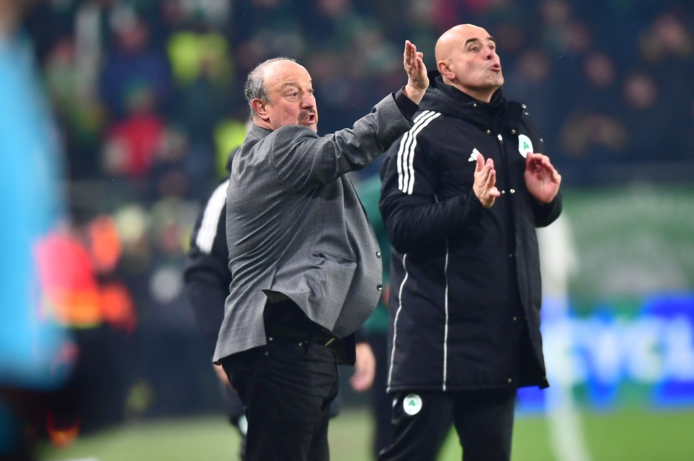 Μπενίτεθ: «Προκριθήκαμε επειδή οι παίκτες μου τα έδωσαν όλα»