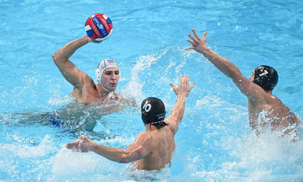 Ελλάδα – Ουγγαρία 12-15: «Μπλακ άουτ» στο δεύτερο ημίχρονο και πικρός αποκλεισμός από τον τελικό