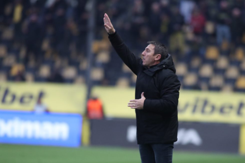 Παπαδόπουλος: «Οι παίκτες μου δεν τα παρατάνε ποτέ και τους αξίζουν συγχαρητήρια»