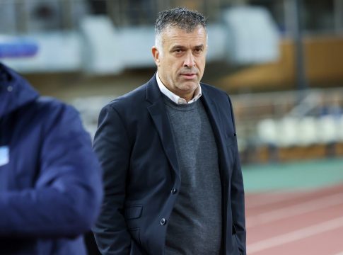 Την γλίτωσε ο Αναστασίου στο Αγρίνιο; Ρέστα το Σάββατο με τον Άρη