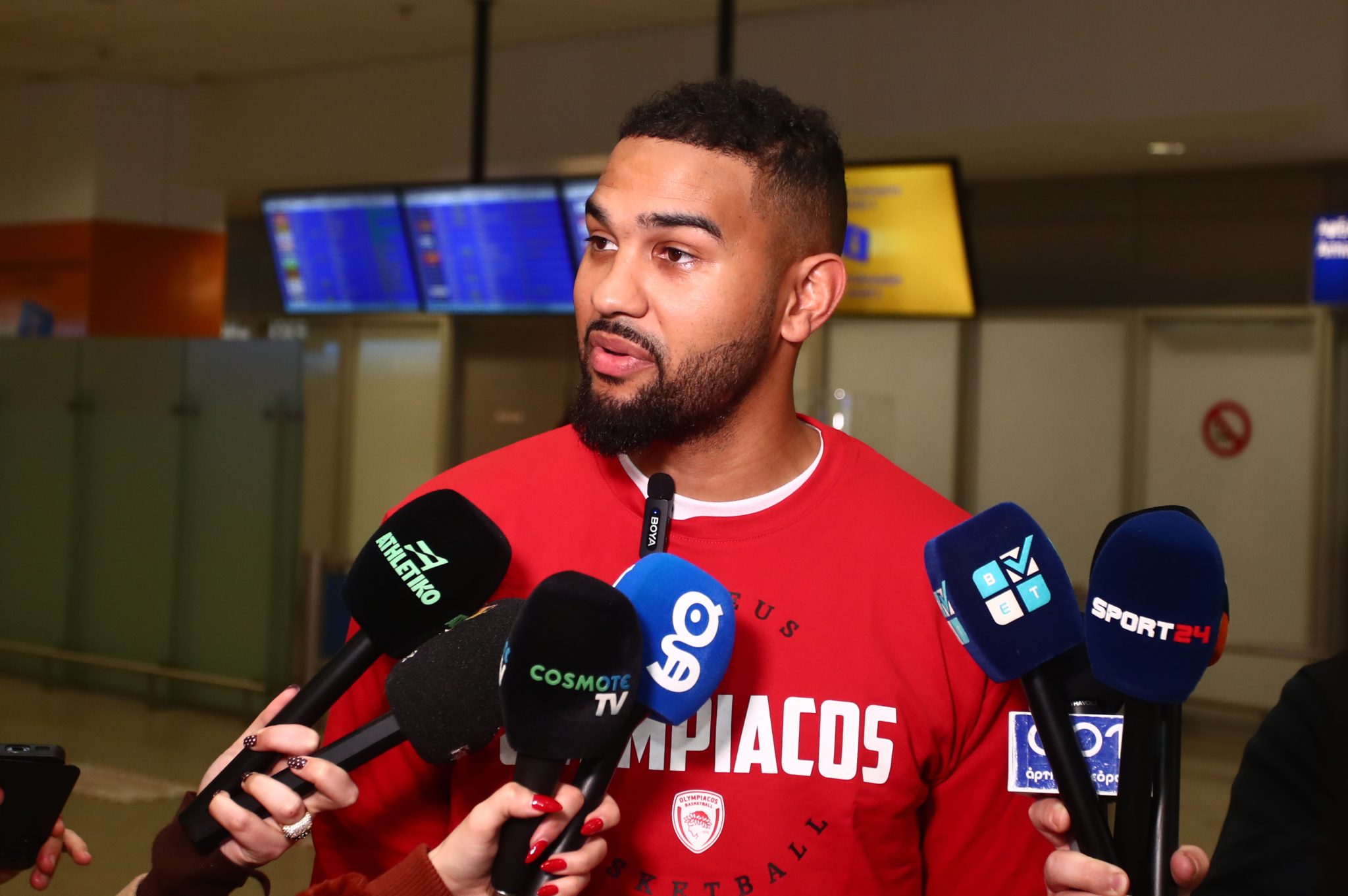 Έφτασε στην Ελλάδα για τον Ολυμπιακό ο Τζόσεφ