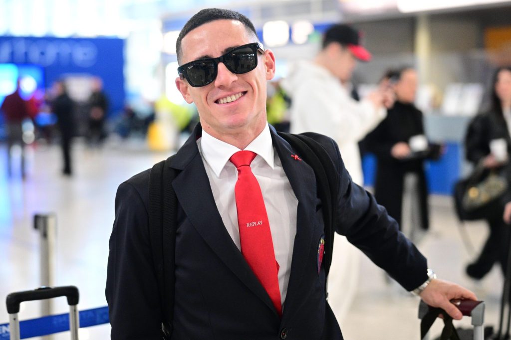 Έφτασε στο Άμστερνταμ η αποστολή του Ολυμπιακού (vid)