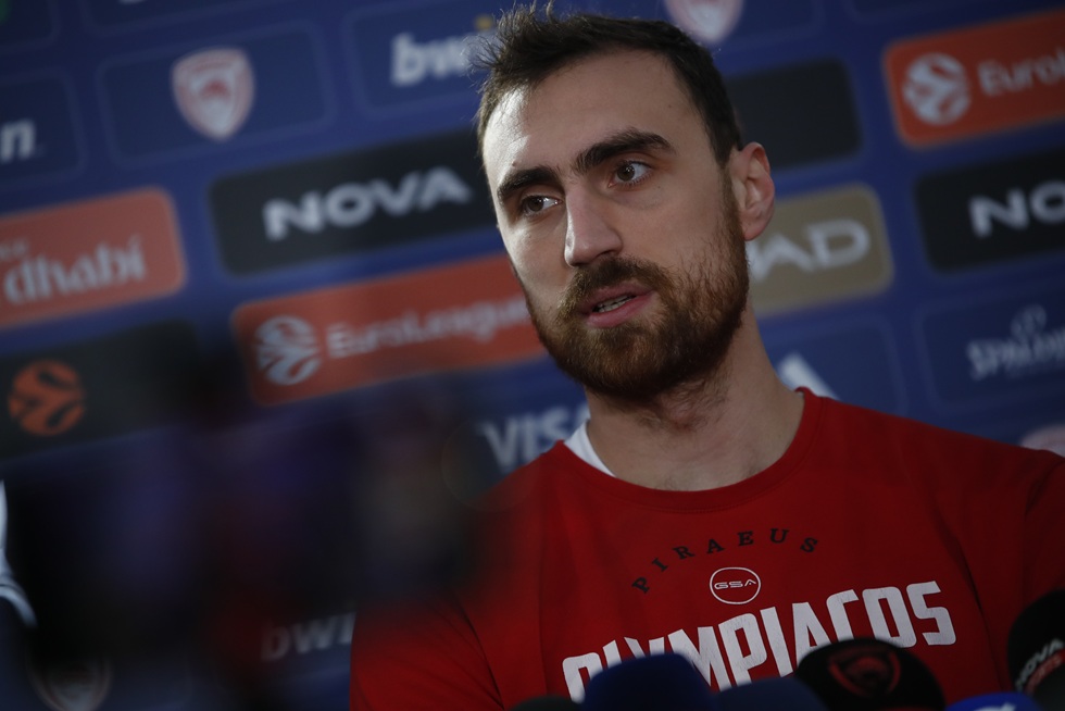 Μιλουτίνοφ: «Νιώθω καλά – Θα μας βοηθήσει ο Τζόσεφ»