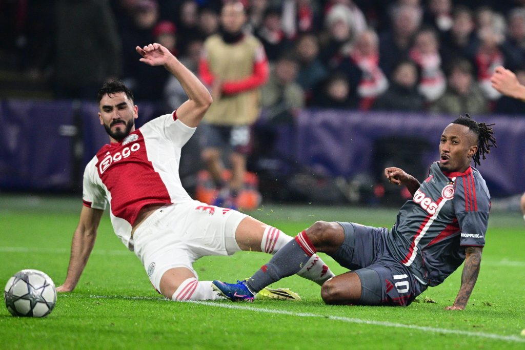 Τρέλανε τον κόσμο ο Μαρτίνς και 1-0 τον Άγιαξ ο Ολυμπιακός (vid)