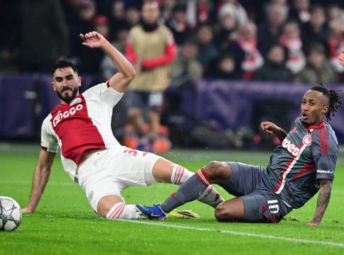 Τρέλανε τον κόσμο ο Μαρτίνς και 1-0 τον Άγιαξ ο Ολυμπιακός (vid)