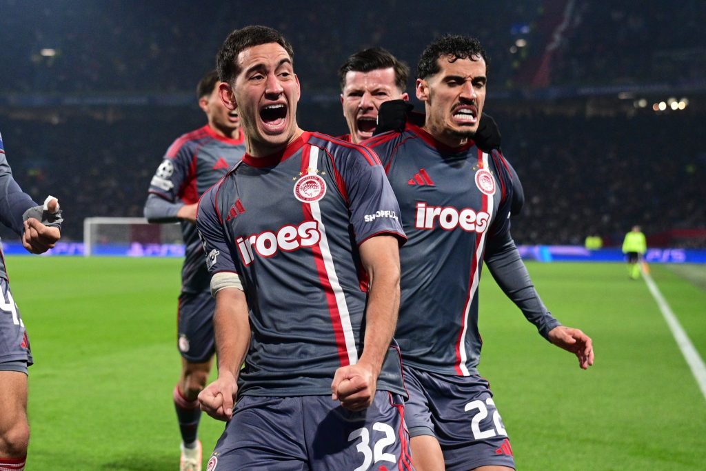 Άγιαξ – Ολυμπιακός 1-2: Θρυλάρα «τρέλανε» την Ευρώπη!