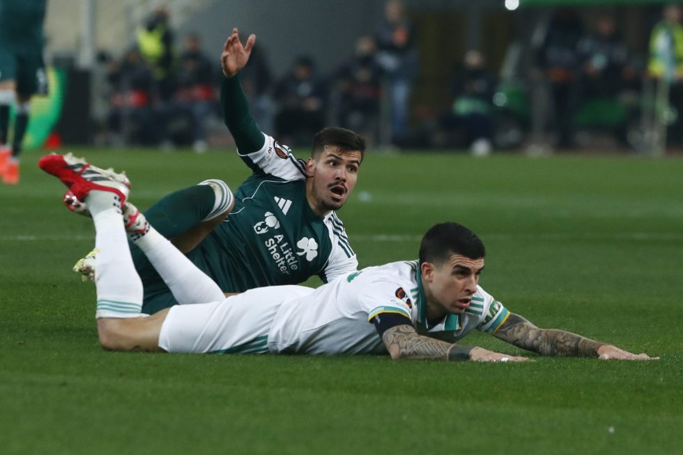 Ο Πάντοβιτς κέρδισε την αποβολή του Μαντσίνι, με παίκτη παραπάνω από το 15′ ο Παναθηναϊκός (vid)