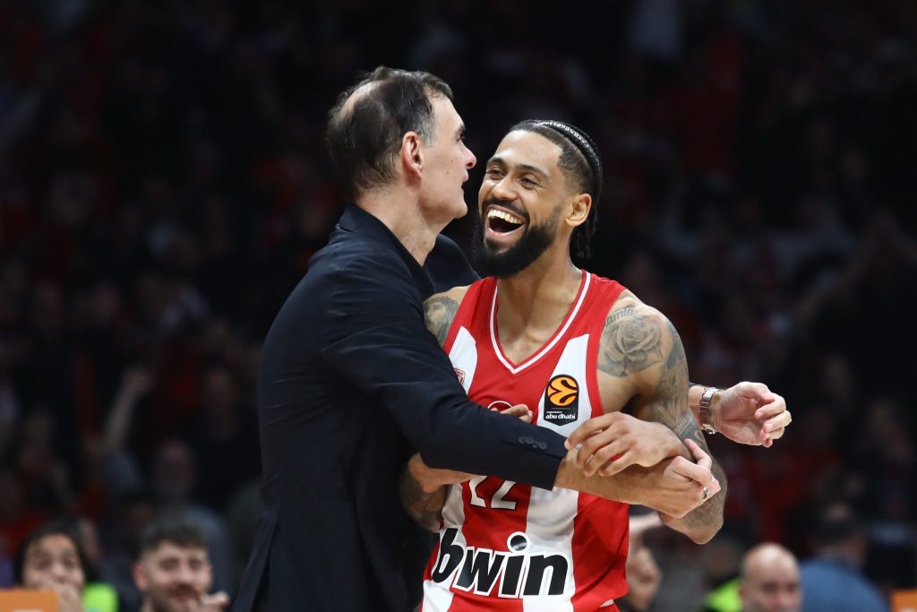 Η αγκαλιά του Μπαρτζώκα με τον Ντόρσει τρέλανε το «X»