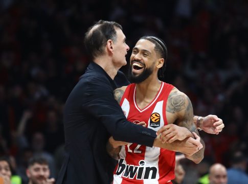 Η αγκαλιά του Μπαρτζώκα με τον Ντόρσει τρέλανε το «X»