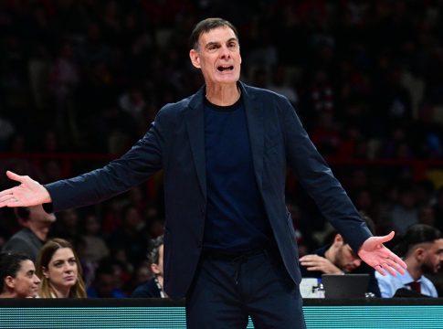 Μπαρτζώκας: «Ήμασταν πολύ σοβαροί στο δεύτερο ημίχρονο – Αυτά θα μας δώσει ο Τζόσεφ» (vid)