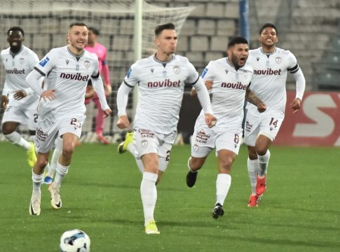 Βόλος – ΑΕΛ Novibet 0-2: Καλπάζει το «αλογάκι»…