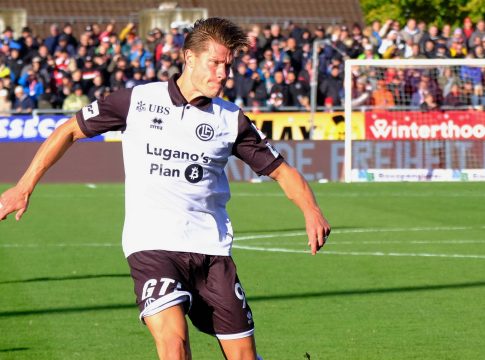 Το ομοφοβικό παρελθόν του Μπέρενς που επιτέθηκε στον Κούτσια