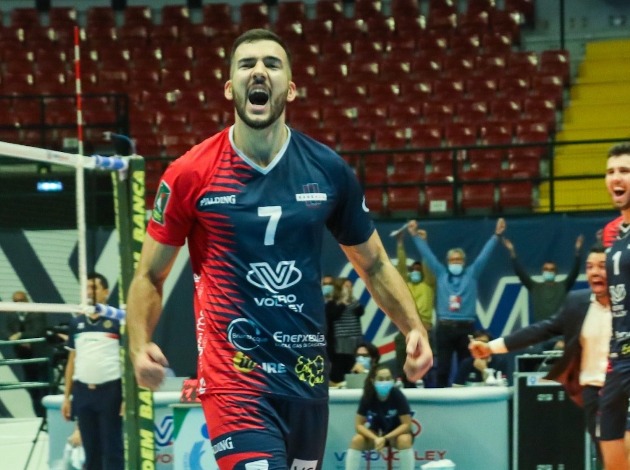 Ο Ολυμπιακός ενισχύεται με τον Μάρκο Σέντλατσεκ