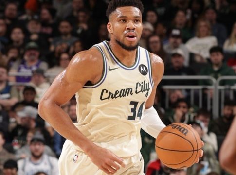 «Αρνητικοί σε οποιαδήποτε κουβέντα για ανταλλαγή του Αντετοκούνμπο οι Μπακς» (pic)