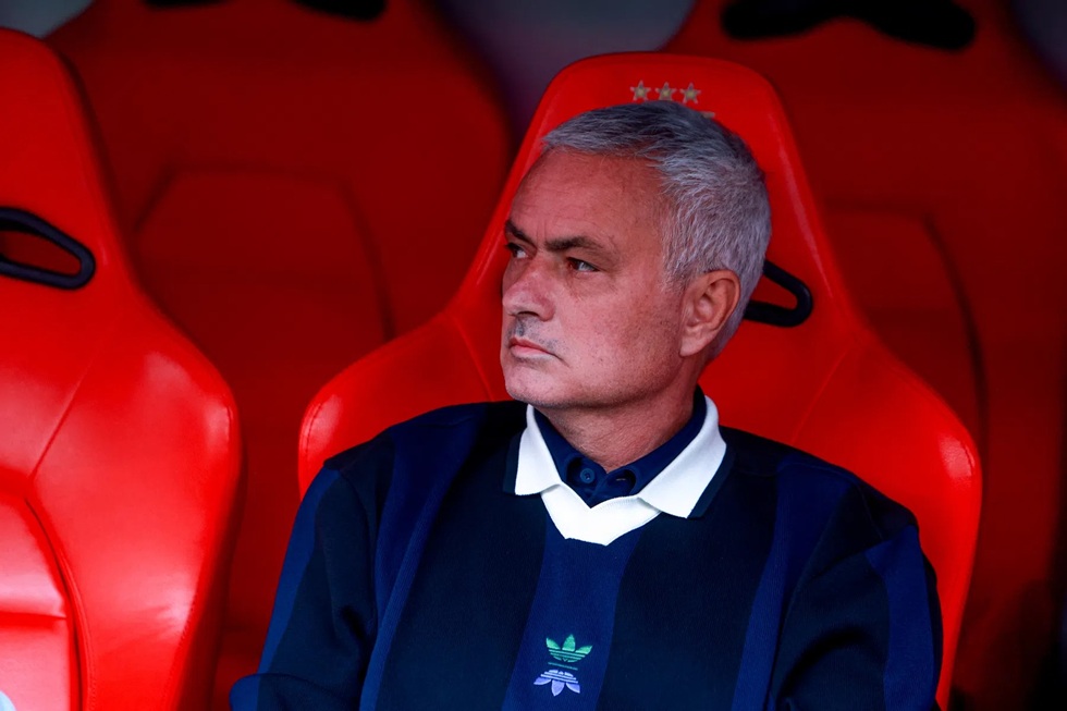 Αιχμές του Μουρίνιο για τη Ρεάλ Μαδρίτης