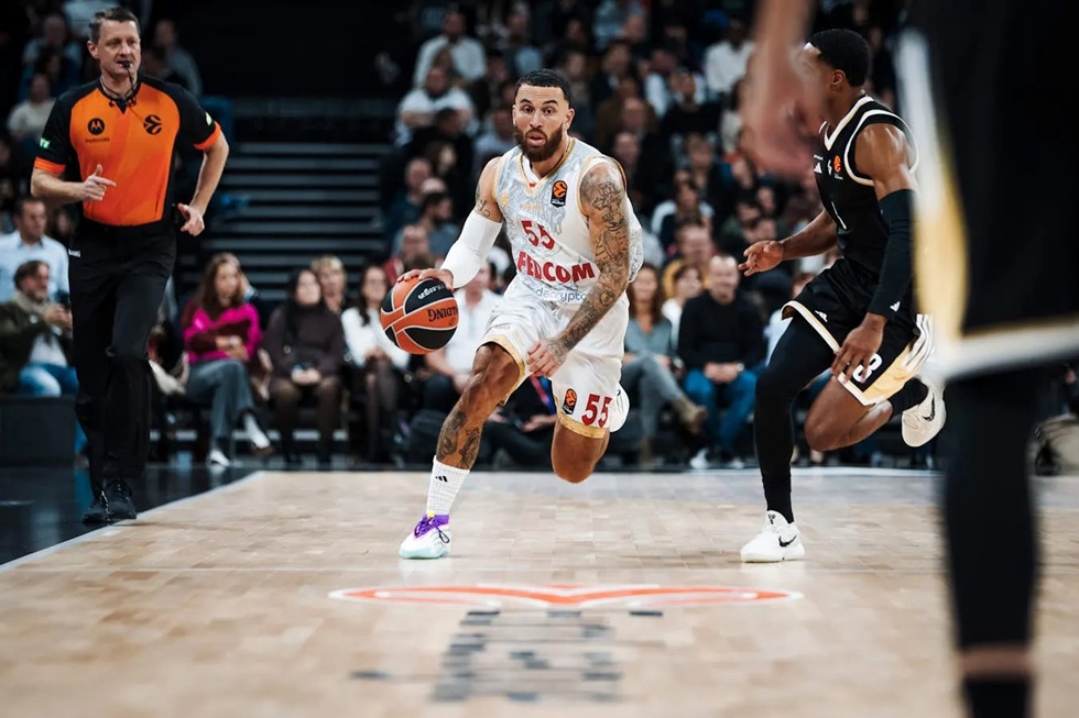 Χαμός με Μάικ Τζέιμς και Μονακό – Μένει ελεύθερος ο Αμερικανός (pic)