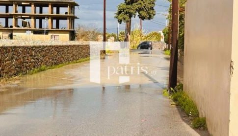 Ηράκλειο: Προβλήματα από την κακοκαιρία – Πλημμύρισαν δρόμοι (pics, vid)