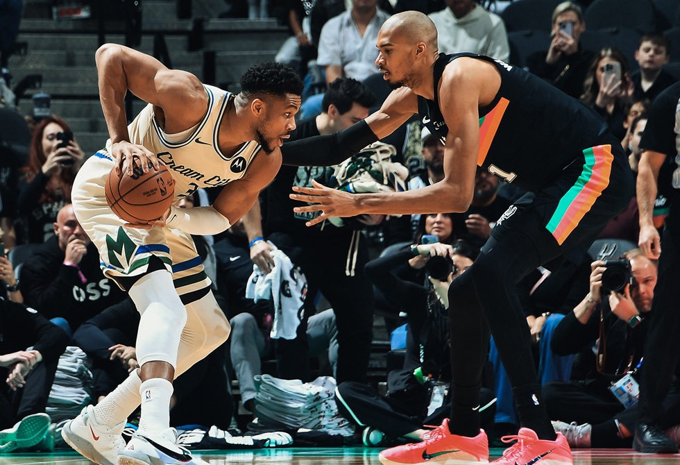 Γουεμπανιάμα: «Έχω μεγάλο σεβασμό για όσα κάνει ο Αντετοκούνμπο»