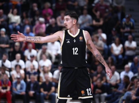 Ομάδα – έκπληξη ενδιαφέρεται για την απόκτηση του Ντε Κολό