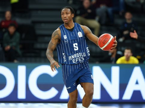 Αναντολού Εφές – Μερσίν 93-80: Τι έκανε ο Λι στο ντεμπούτο του