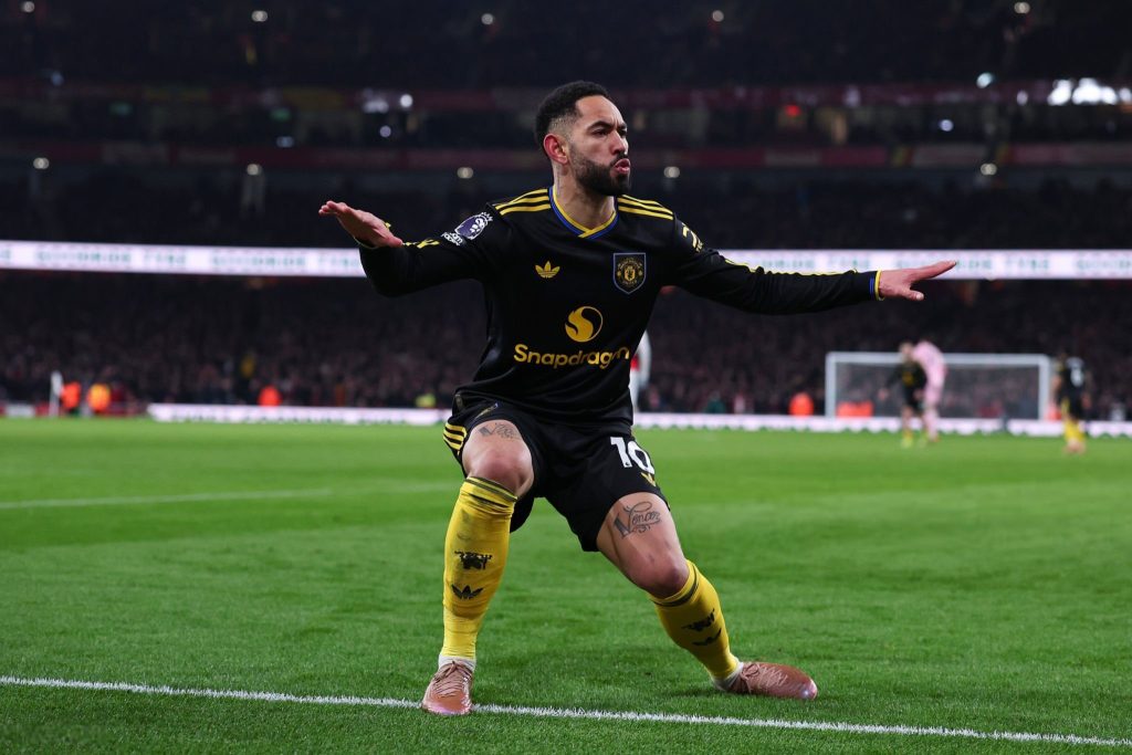 Άρσεναλ – Μάντσεστερ Γιουνάιτεντ 2-3: Την «πάτησε» μέσα στο σπίτι της και έβαλε… φωτιά στην κορυφή