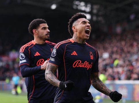 Μπρέντφορντ – Νότιγχαμ Φόρεστ 0-2: Σπουδαίο «διπλό» για τους Reds