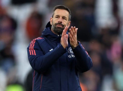 Ο Φαν Νίστελροϊ στο τεχνικό επιτελείο της εθνικής Ολλανδίας