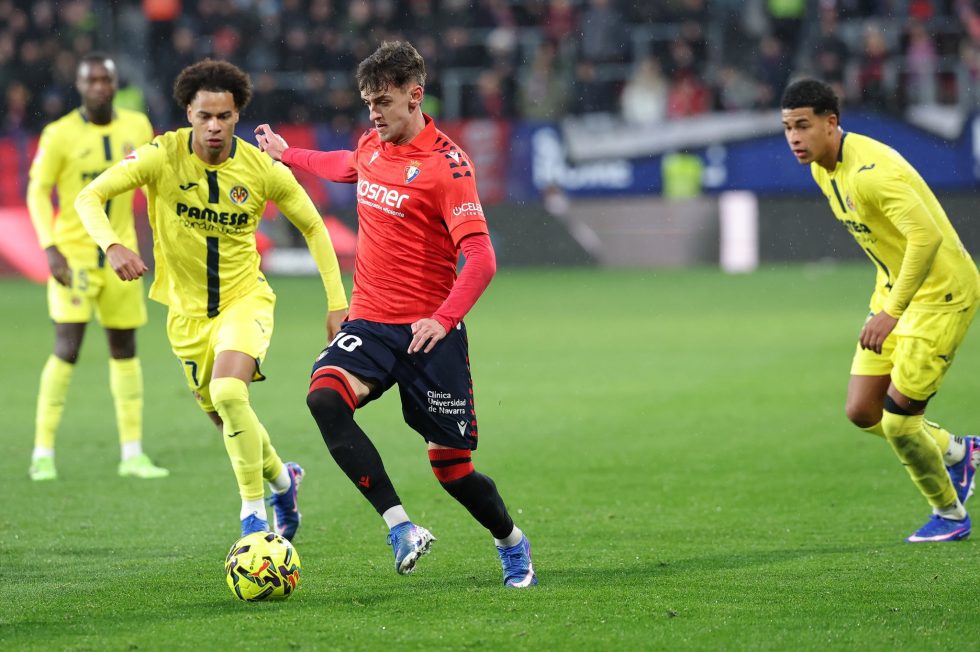 Ούτε στην Παμπλόνα νίκη η Βιγιαρεάλ (2-2) – Τρίποντο μετά από τέσσερις μήνες η Οβιέδο (1-0)