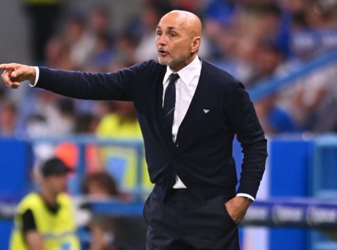 Η αποστομωτική απάντηση του Σπαλέτι σε οπαδό: «Αν δεν σου αρέσει η Γιουβέντους, κάτσε σπίτι» (vid)