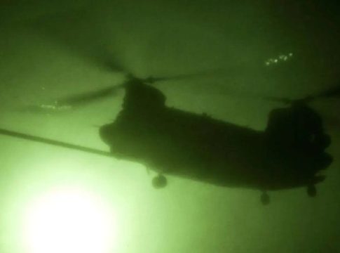 Με μεγάλο ρίσκο και 7 τραυματίες γύρισαν οι Αμερικανοί από τη Βενεζουέλα μετά την απαγωγή Μαδούρο