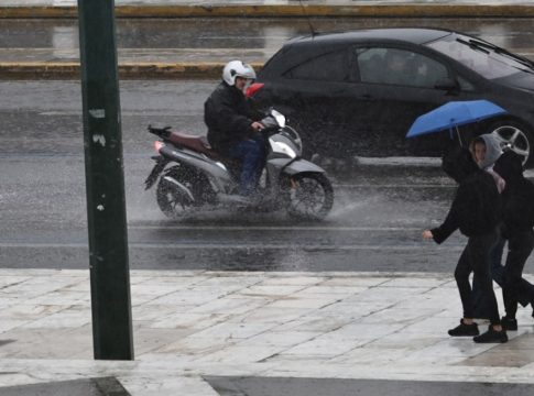Καιρός: Έρχονται ακόμη δύο κύματα κακοκαιρίας μέσα στην εβδομάδα – Red code για έντονα φαινόμενα σήμερα στην Κρήτη