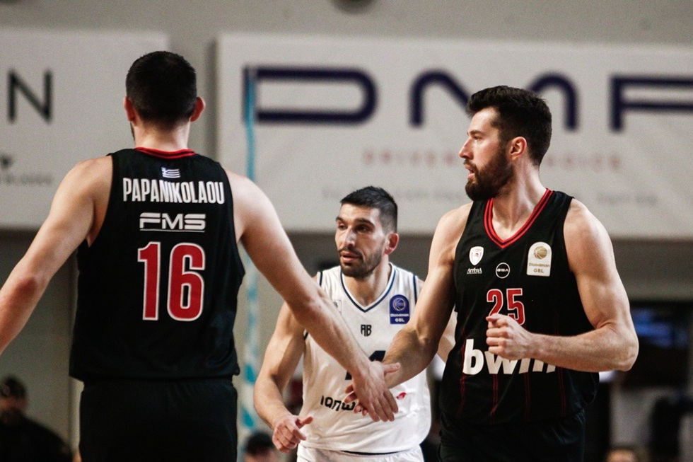 ΕΣΑΚΕ: Ο Ολυμπιακός, οι 120 πόντοι, οι 70 ενός ημιχρόνου και το 86,66%