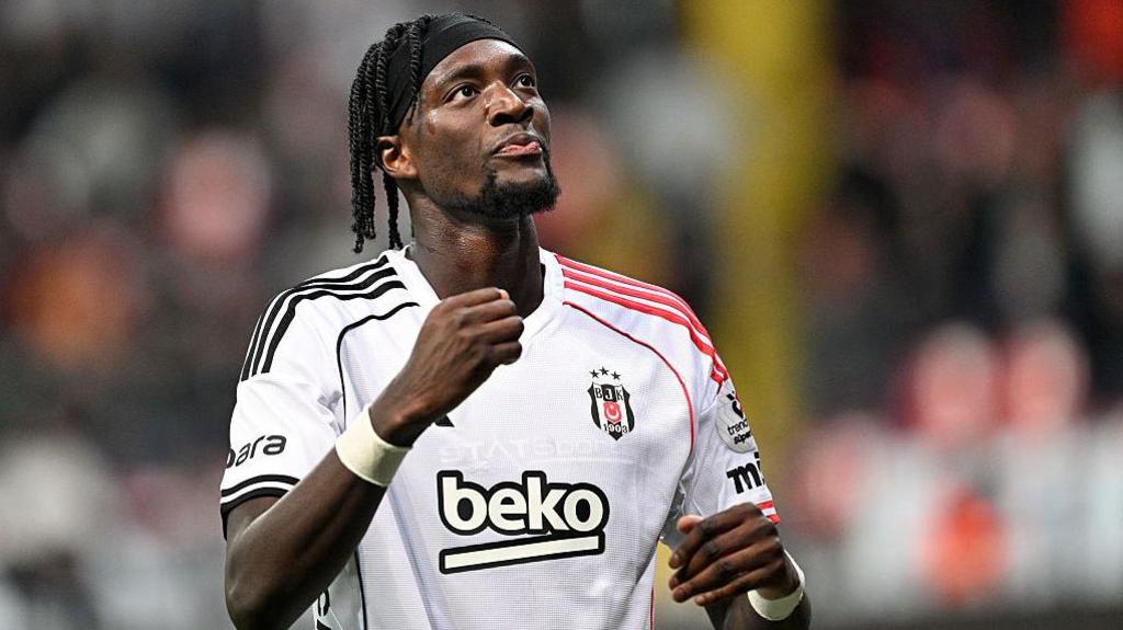 Μόνιμος κάτοικος Τουρκίας ο Έιμπραχαμ: Η Μπεσίκτας ανακοίνωσε τη μεταγραφή του Άγγλου