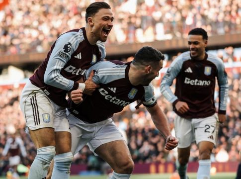 Άστον Βίλα – Νότιγχαμ Φόρεστ 3-1: Επιστροφή στις νίκες για τους «Χωριάτες» και στο -3 από την κορυφή