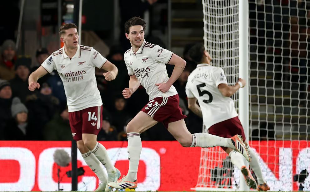 Μπόρνμουθ – Άρσεναλ 2-3: Νίκη με ανατροπή και φουλ για τίτλο οι «κανονιέρηδες»