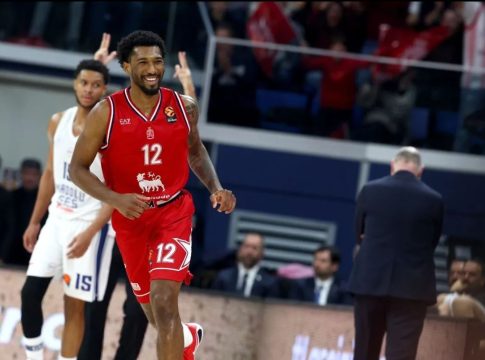 Μεγάλη ανατροπή της Αρμάνι με τριαντάρη Μπρουκς- Δυσκολεύτηκε αλλά νίκησε η Μπασκόνια την Βιλερμπάν