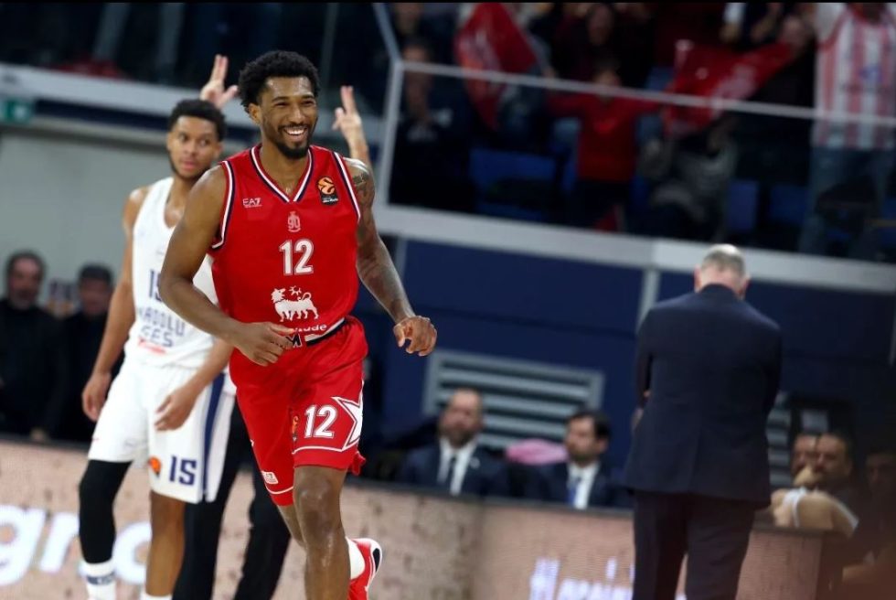 Μεγάλη ανατροπή της Αρμάνι με τριαντάρη Μπρουκς- Δυσκολεύτηκε αλλά νίκησε η Μπασκόνια την Βιλερμπάν