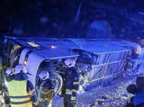 Σοκαριστικό τροχαίο: Ανετράπη στην Εσθονία το λεωφορείο της Εθνικής χάντμπολ της Κύπρου