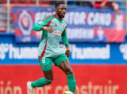 Ο Χόνγκλα έρχεται για να διεκδικήσει θέση στην ενδεκάδα