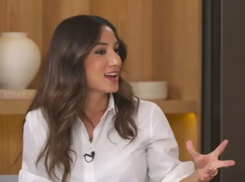 Ζήτησε συγγνώμη η δημοσιογράφος για την ερώτηση στον Σάρας: «Δεν ήθελα να προσβάλω τον Ολυμπιακό»