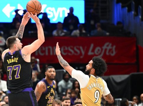 NBA: Μυθικός Ντόντσιτς διέλυσε τους Γουίζαρντς και έγραψε Ιστορία (vids, pics)