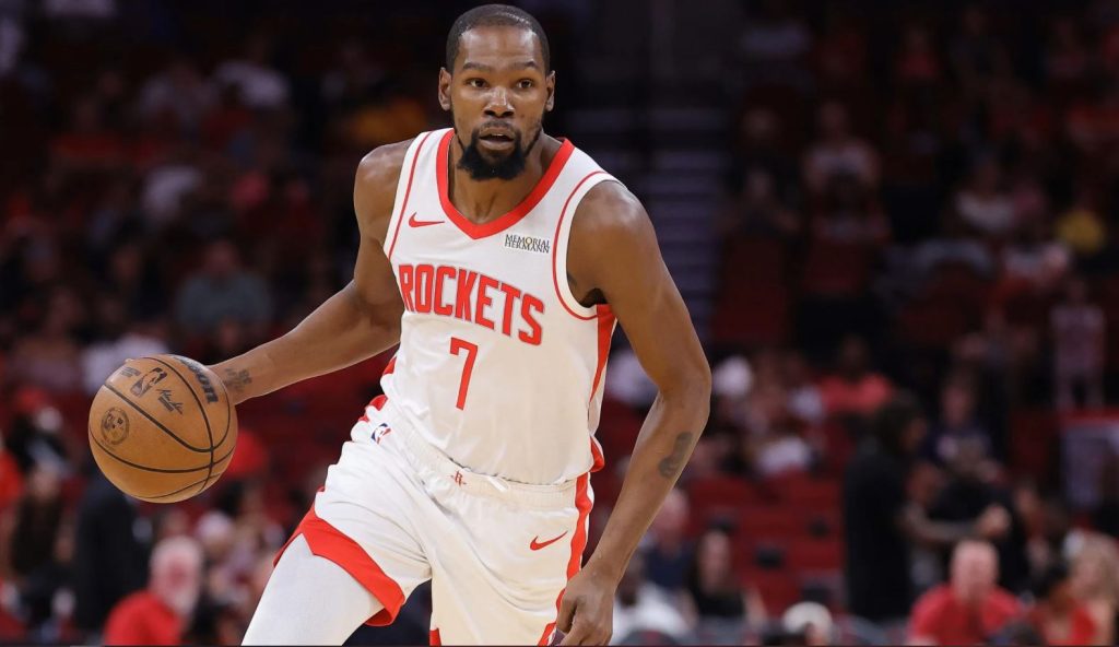 «Καρφιά» Ντουράντ για Σανς: «Ωραίο να παίζεις κόντρα στην ομάδα που σε έδιωξε – Με έκαναν να νιώσω… αποδιοπομπαίος τράγος» (vid)