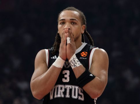 Βίρτους Μπολόνια – Φενέρμπαχτσε 80-85: Διπλό της Φενέρ στην Μπολόνια, μοιραίος ο Έντουαρντς