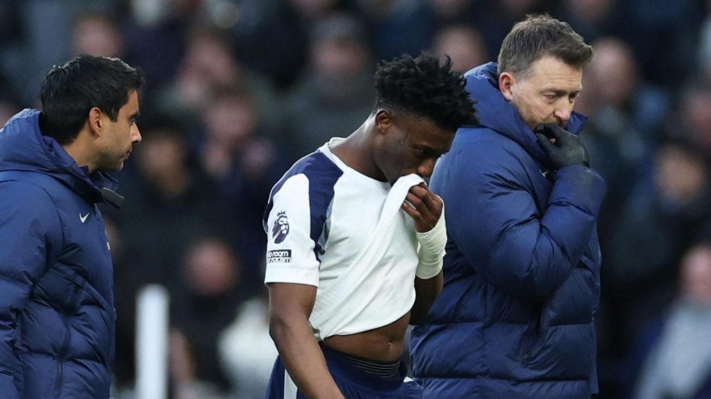 Σοκ στην Τότεναμ: Εκτός για τρεις μήνες ο Κούντους