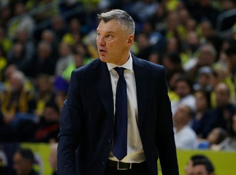 «Έδεσε» τον Γιασικεβίτσιους για ακόμα τρία χρόνια η Φενέρ (pic)