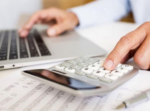 Ηλεκτρονικά τιμολόγια: Τι αλλάζει στις συναλλαγές των επιχειρήσεων