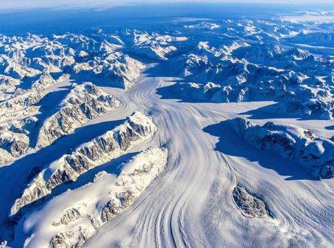 Θησαυρός κάτω από τον πάγο – Γιατί ο Τραμπ θα δυσκολευτεί να φτάσει τον ορυκτό πλούτο της Γροιλανδίας