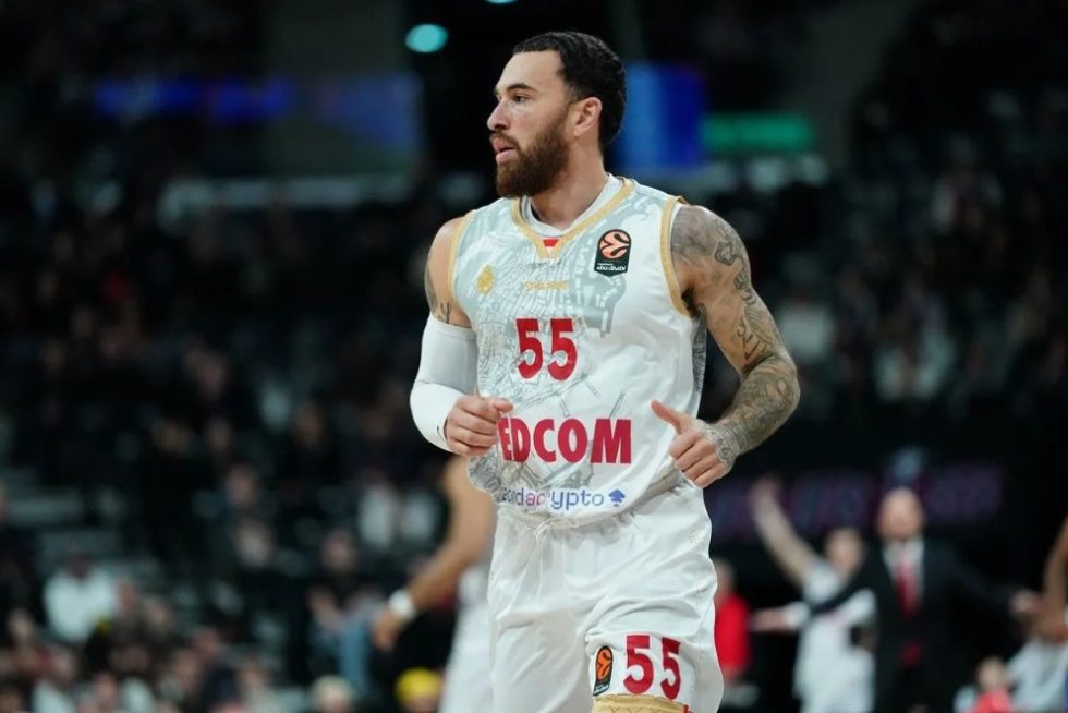 Παρί – Μονακό 87-95: Επικράτησαν οι Μονεγάσκοι στον γαλλικό «εμφύλιο» με φοβερό Τζέιμς